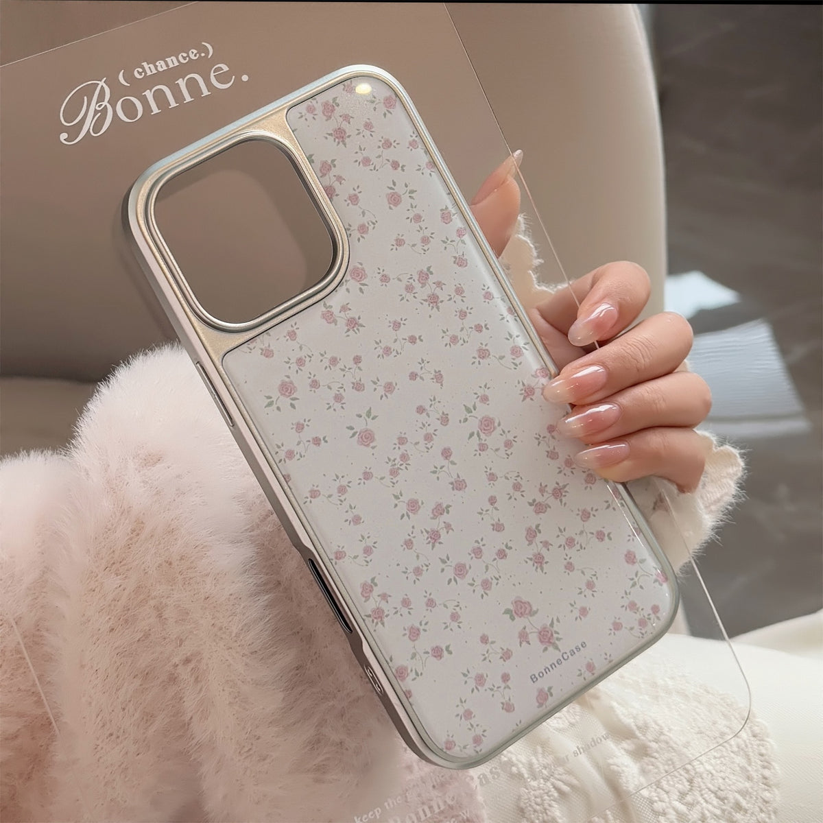Cute Small Flowers Pattern Case