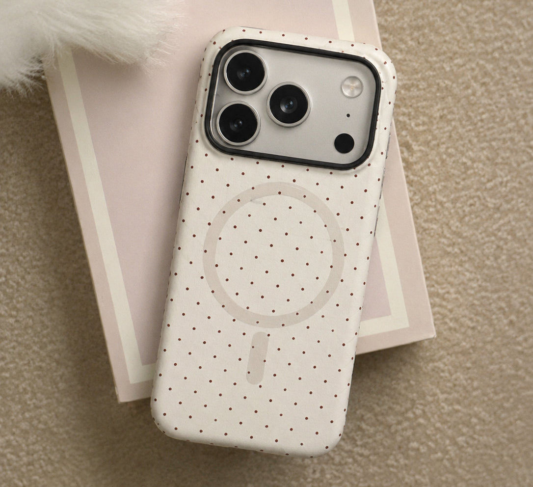 Polka Dot MagSafe Case