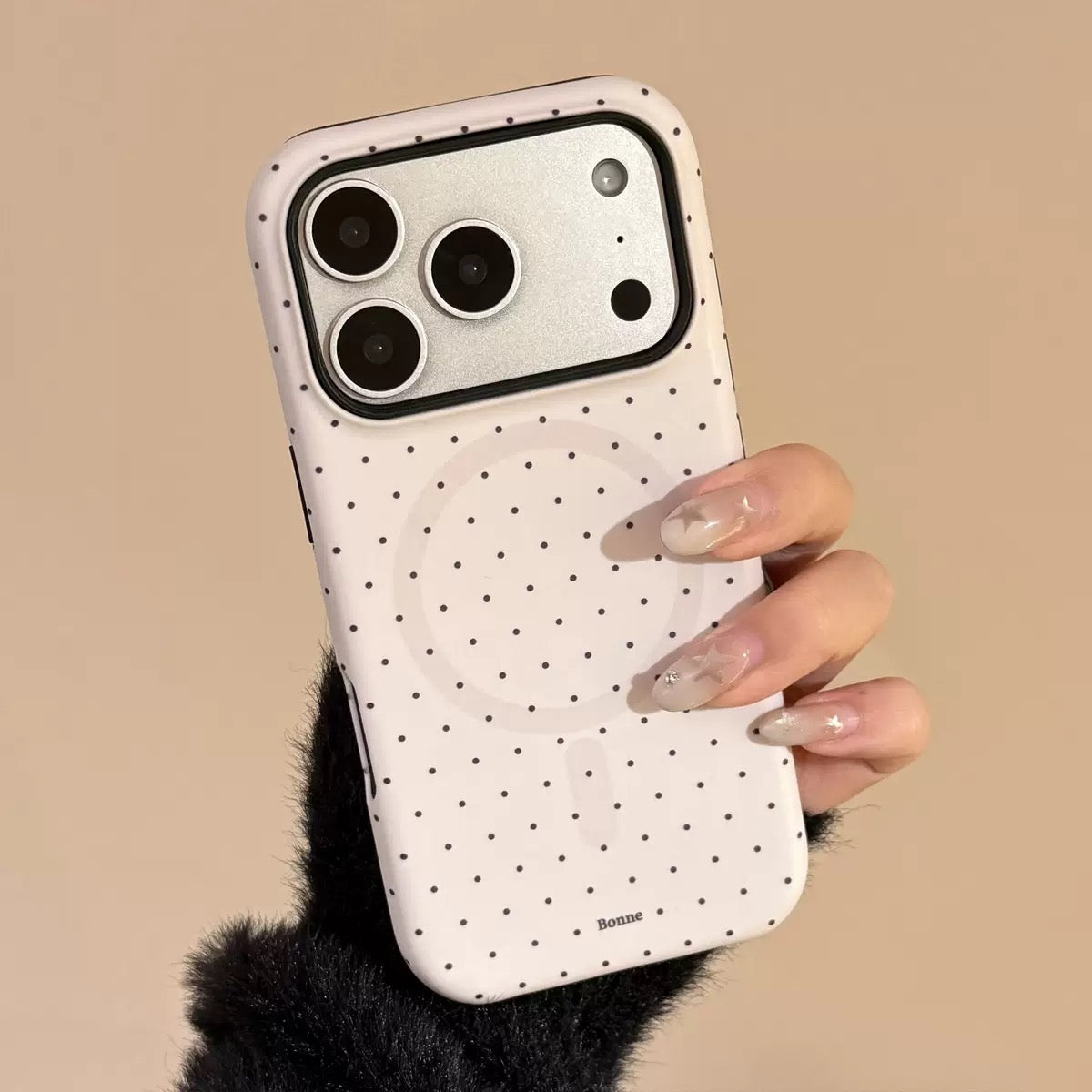 Polka Dot MagSafe Case