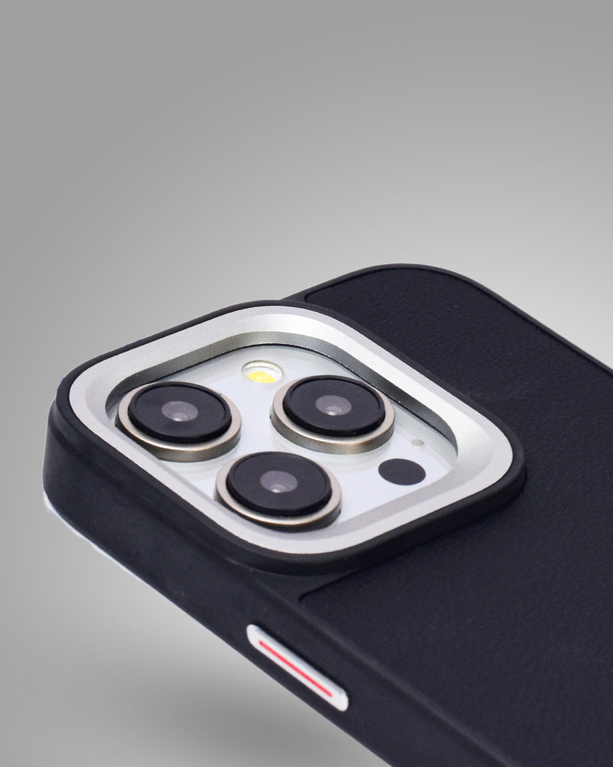 Business Luxury Classic Leather Elegant Designer Cover For iPhone 15 Pro
