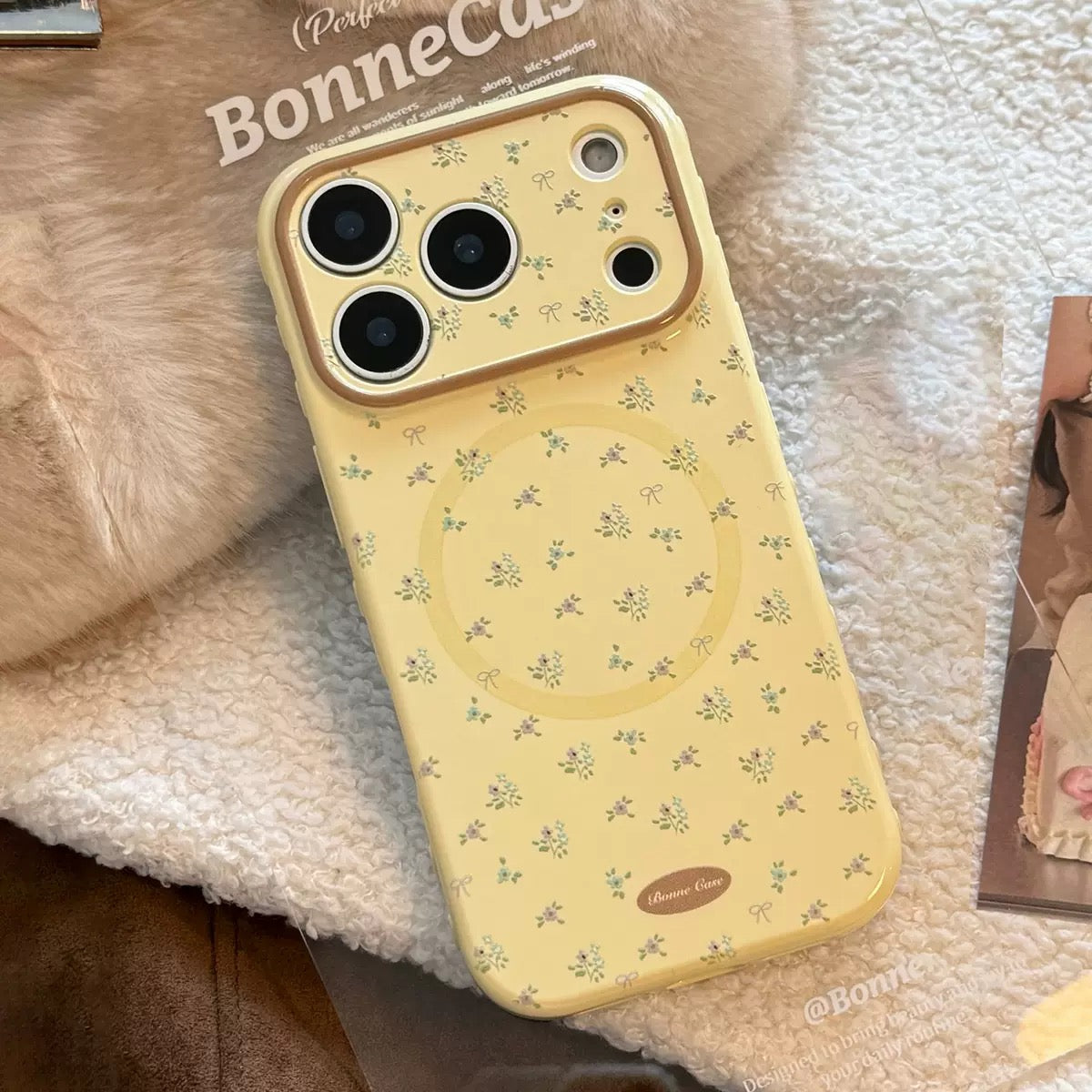 Mini Floral Magsafe Case