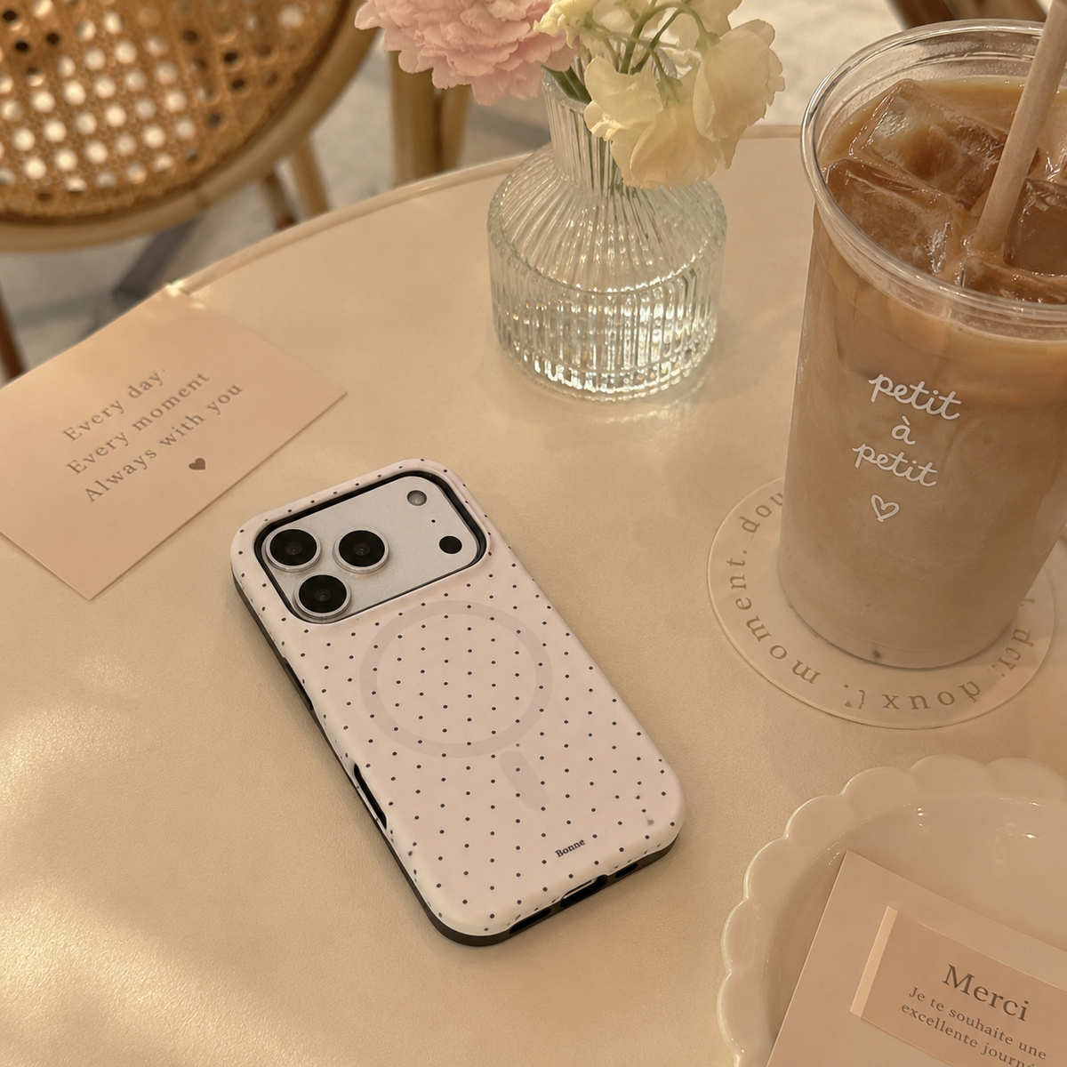 Polka Dot MagSafe Case